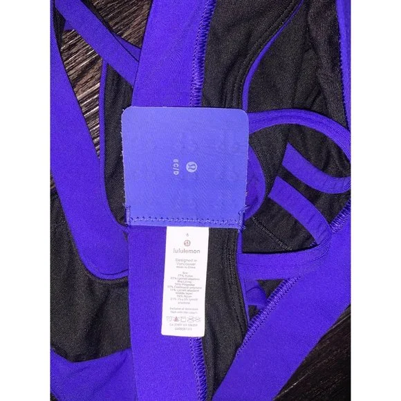 Lululemon Athletica Electric Blue Size 6 Sports Bra - Picture 4 of 6